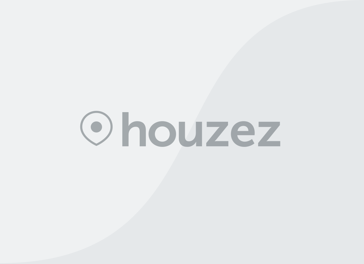 Casa Sector C a pasos del club con quincho aparte de la casa cerrado